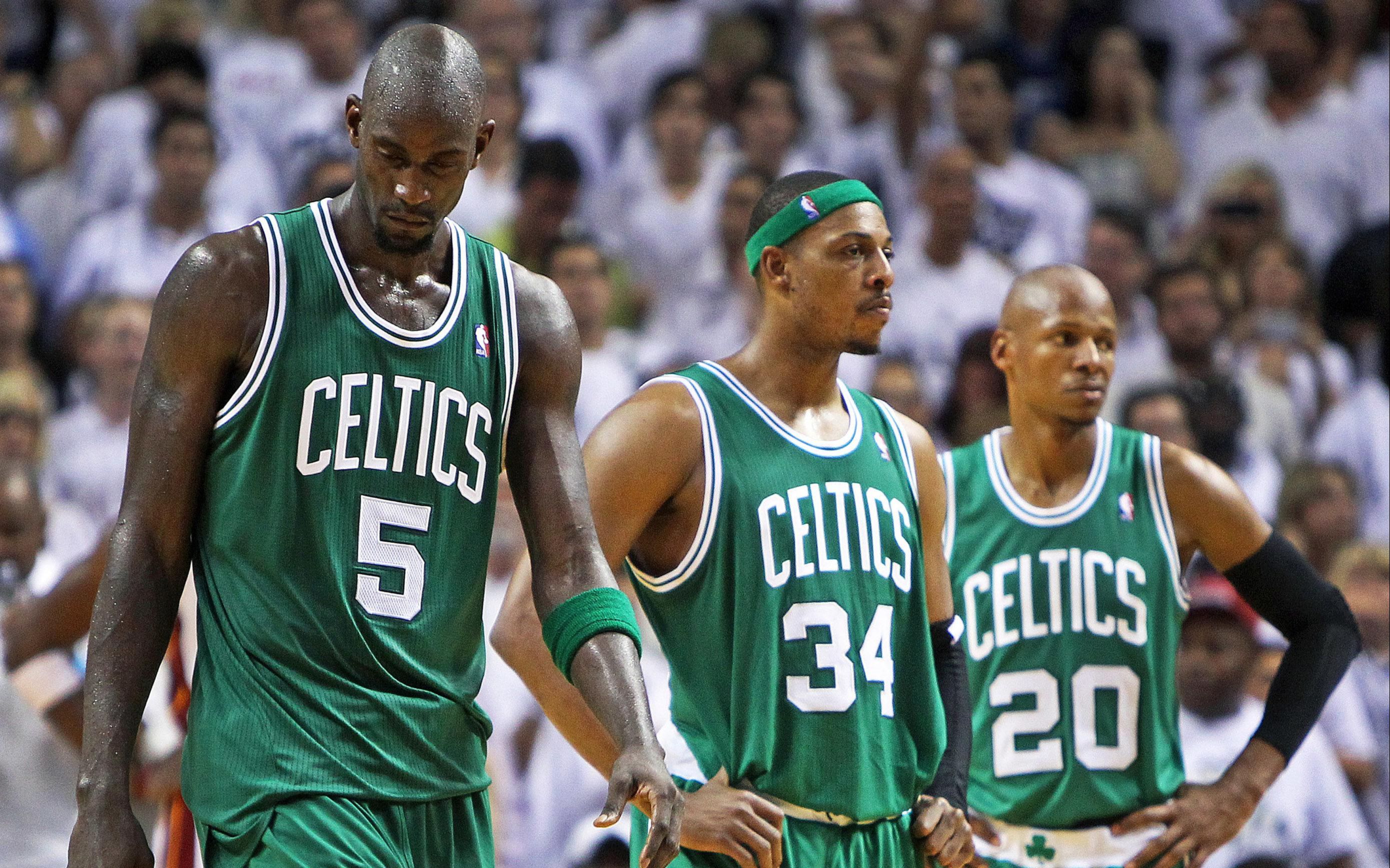 包含欧篮联倒计时；波士顿凯尔特人集结日外线爆发；细节引发关注；赛场秩序良好；轮换策略成焦点的词条